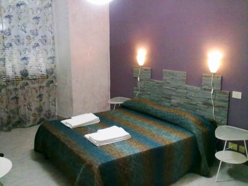 Gigi Holiday Rooms Roma Ngoại thất bức ảnh