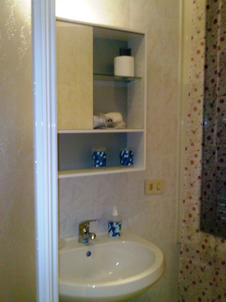 Gigi Holiday Rooms Roma Ngoại thất bức ảnh