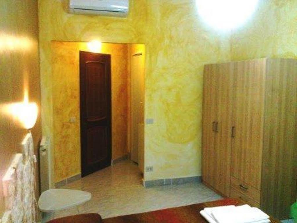 Gigi Holiday Rooms Roma Ngoại thất bức ảnh